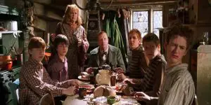 Ron, Harry, Molly, Arthur, Fred, George y Percy en la mesa, Harry Potter
